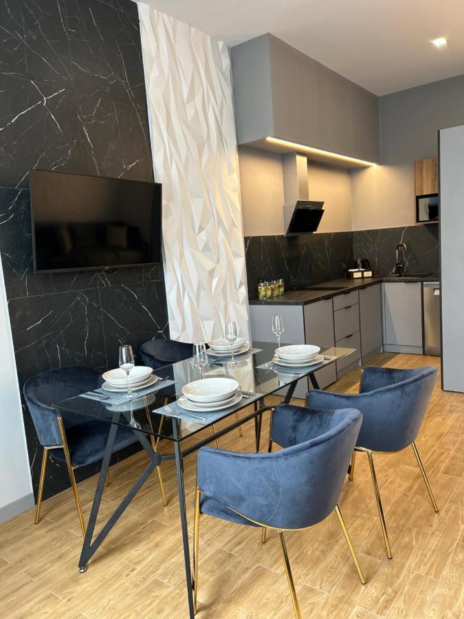 Central Family Boutique Apartments 2 Lemberg Exterior foto